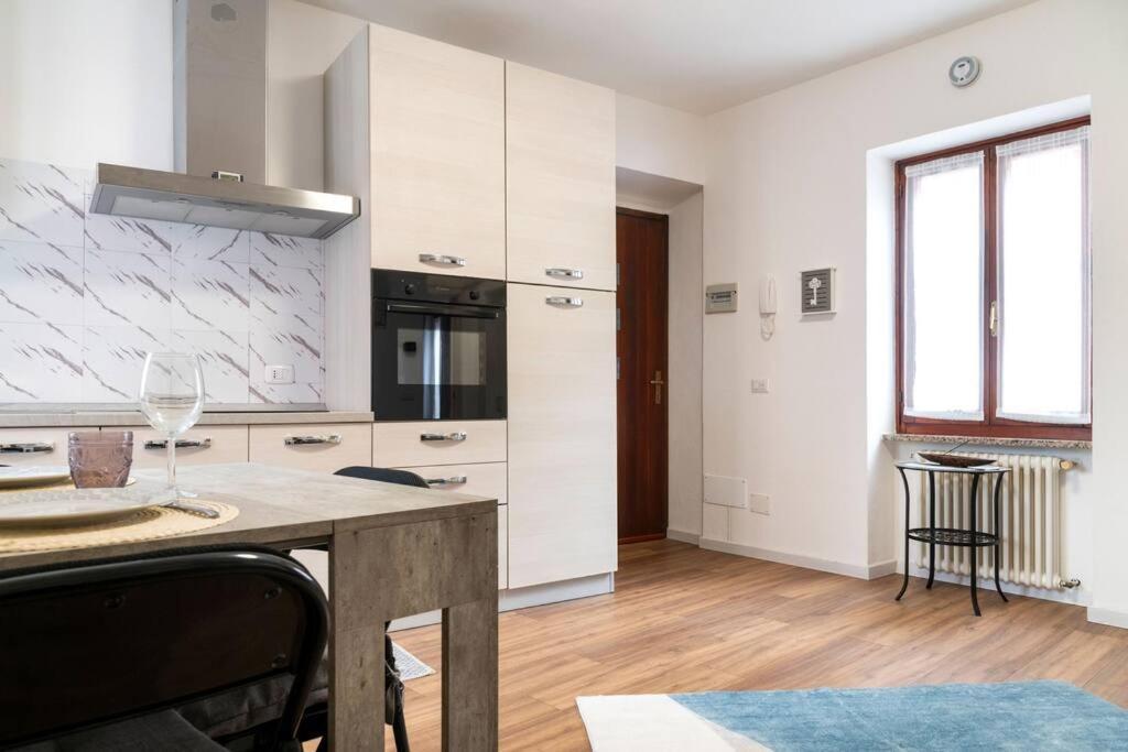 Experience A Cozy Retreat By The Lake Maggiore Germignaga 외부 사진